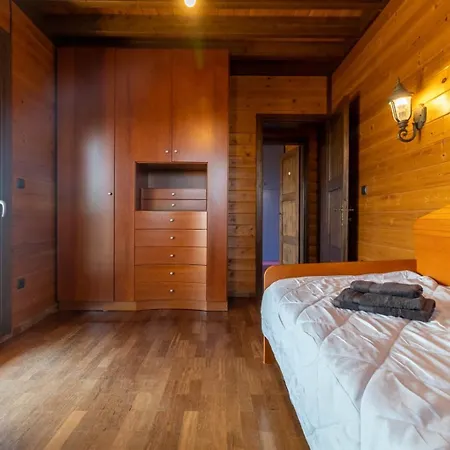 Paradise בית נופש ניאה מיכאניונה