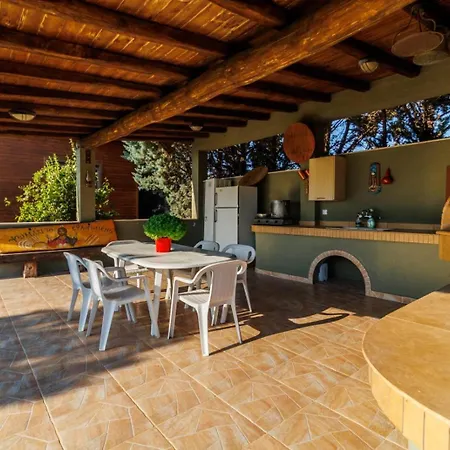 Paradise Nea Michaniona