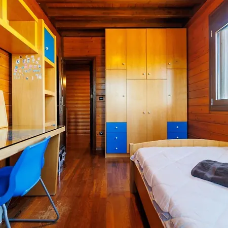 Paradise * Nea Michaniona